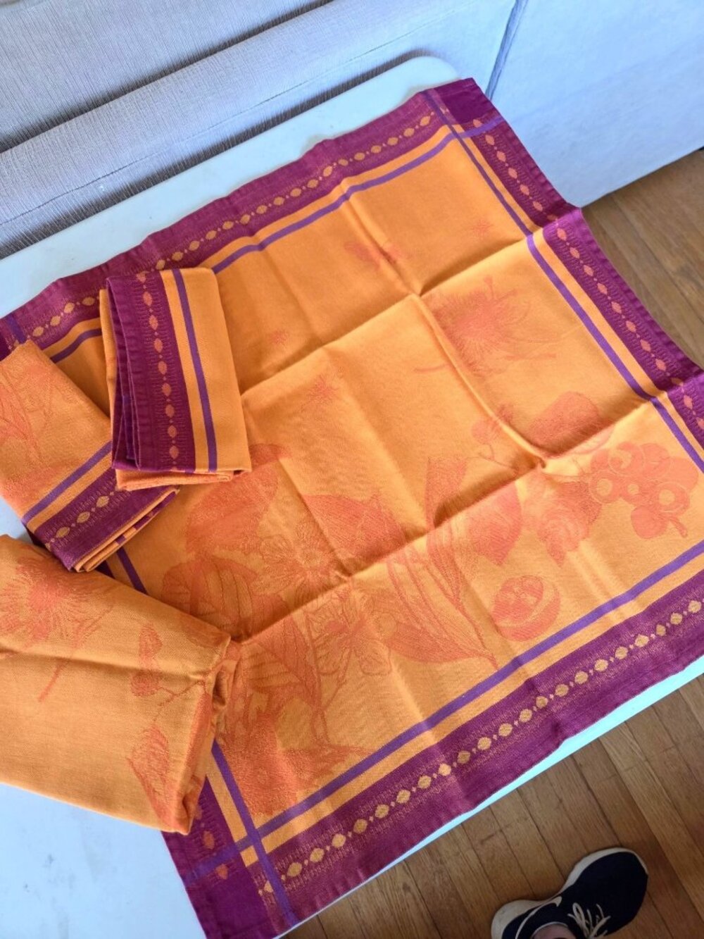Elegant French Cotton Jacquard Cloth Table Napkins 4 Set Purple Gold Fruit